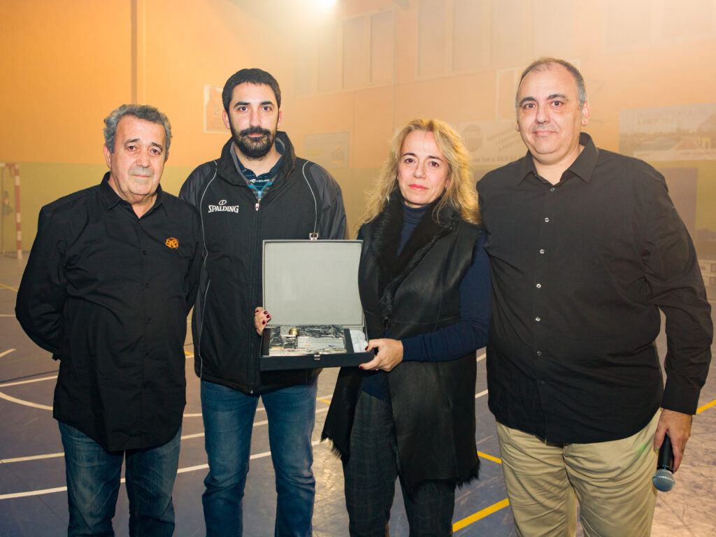 Placa en record a Josep Lluís i Cortés